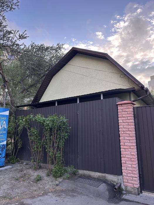 Окремий будиночок подобово, р-н Урожай. Можна для святкувань.