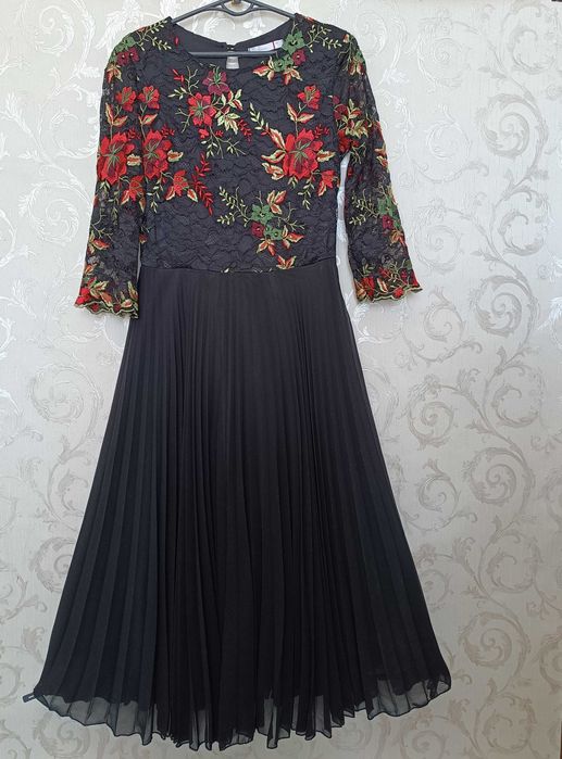40 / 46-48 чорна довга сукня гіпюр вишивка спідниця плісе юбка платье