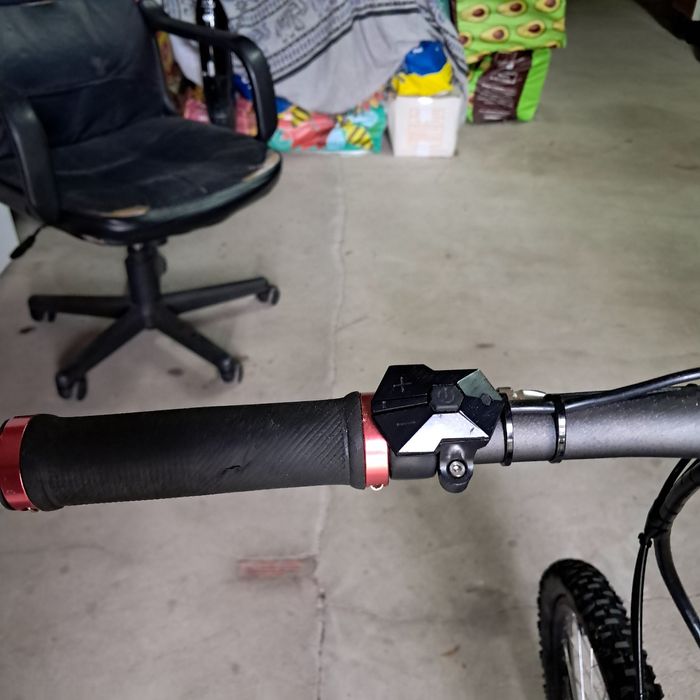 Bicicleta eléctrica Bom estado