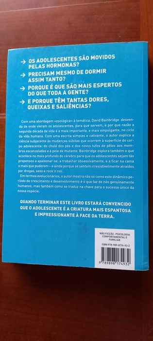 Livro "Teenagers - Uma história natural" de David Bainbridge
