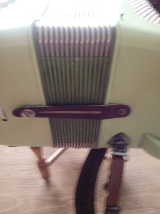 Akordeon Weltmajster 96 basòw