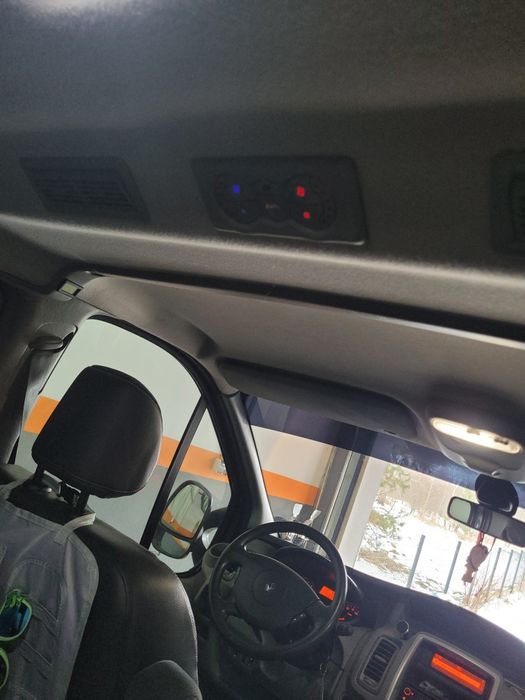 Renault Trafic 2.0 Dci Passenger Black Edition