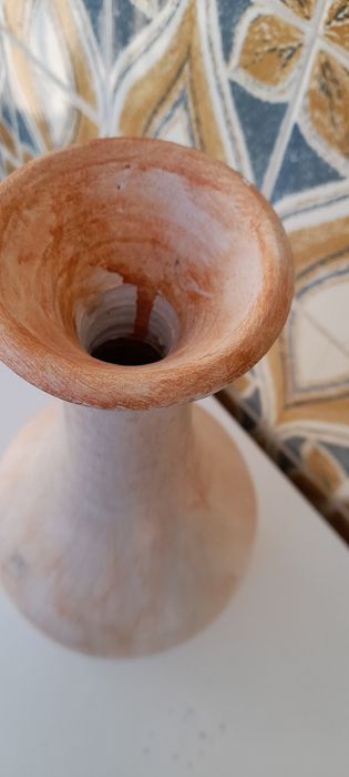 Jarra em barro artesanal