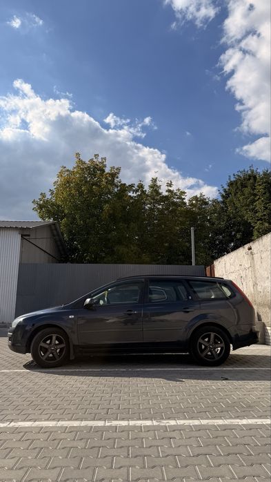 Продаю авто Ford focus 2