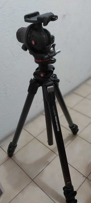 Tripé Manfrotto 055CXPRO3 - carbono NOVO !