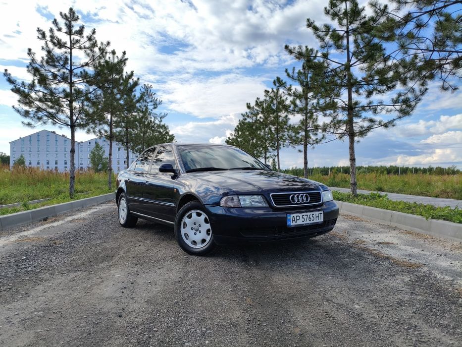 Продам власну Audi A4 B5 1.6 ГАЗ/БЕНЗИН • Капремонт двигуна • Рідна фарба