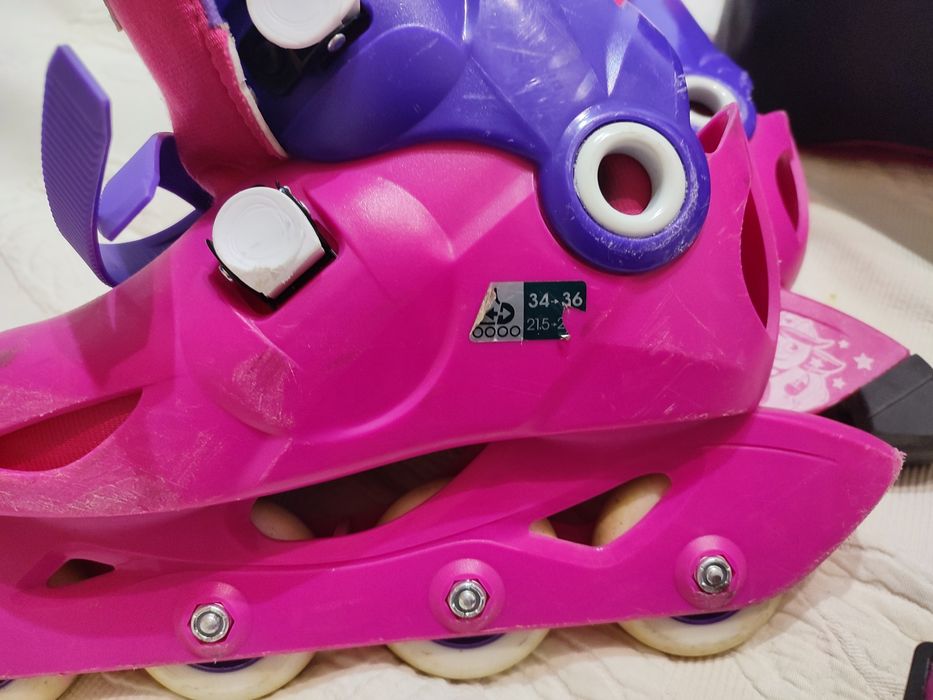 Patins em linha + saco + capacete + proteções