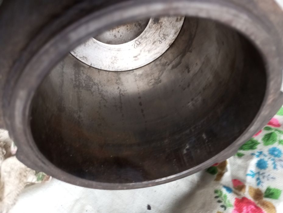 поршньова група,на трактор  т25