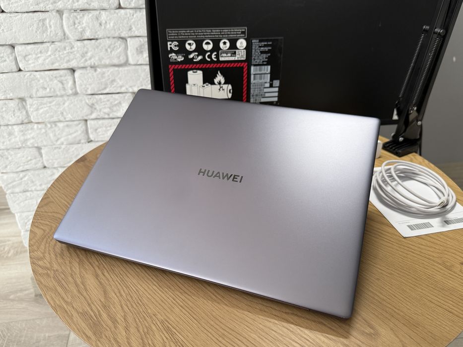 Huawei MateBook 14/Ryzen 5/512gb/8Gb (Б/у)