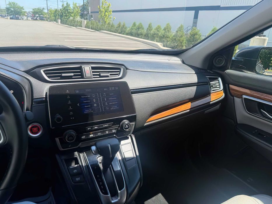 Honda CR-V Touring      2018