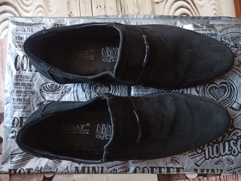 Туфлі замшові.Нові!