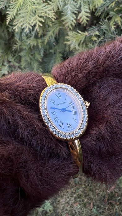 Годинник Cartier baignoire , burker золотий овальний