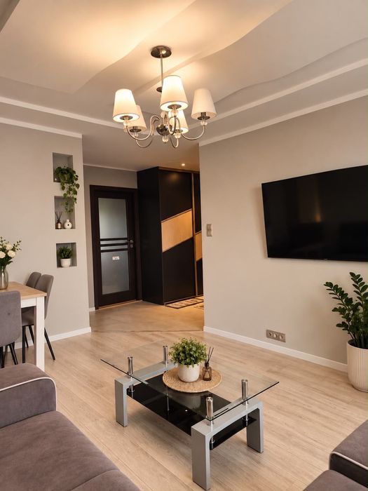 3 pokoje | 60 m² | Umeblowane | Klimatyzacja | 1 piętro | Chełm