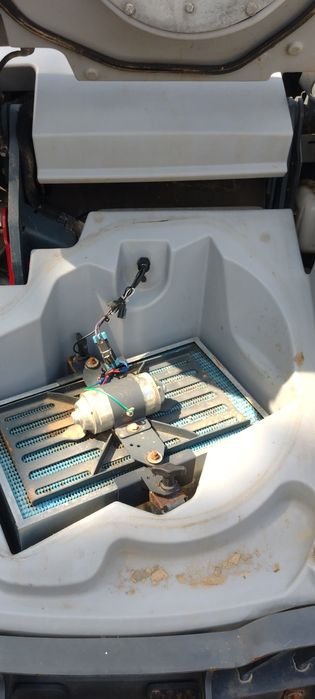 Szorowarka Nilfisk C57000Hybryda.