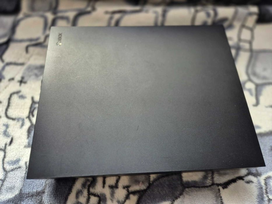 Xbox One X 1TB czarny