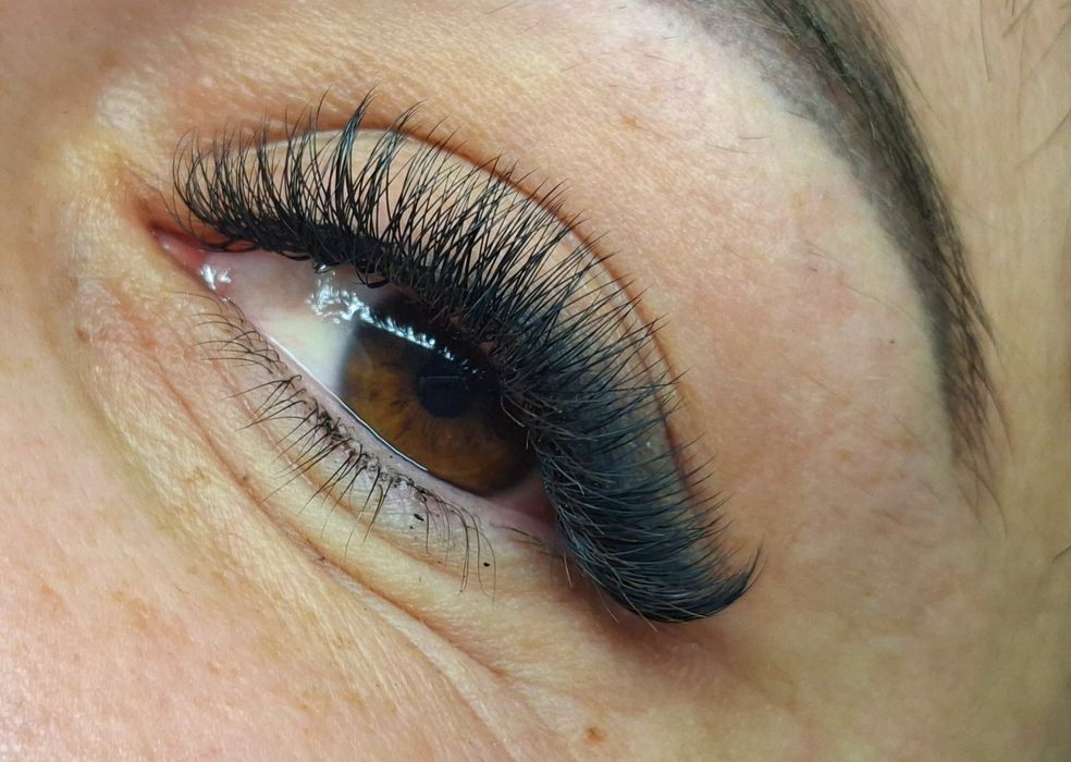 Нарощення вій. Нарощення вій