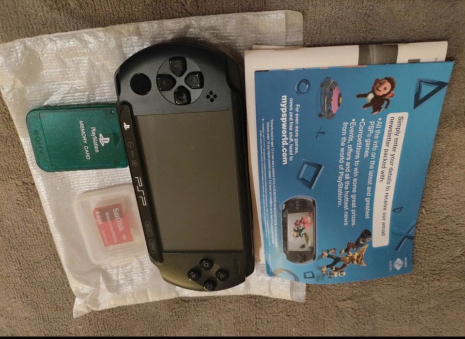 Psp e1004 em caixa | rara