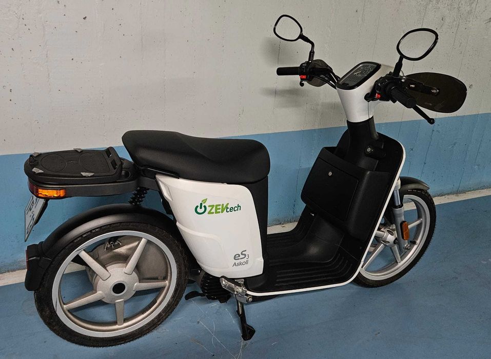 125 CC Mota Scooter Elétrica Askoll eS3