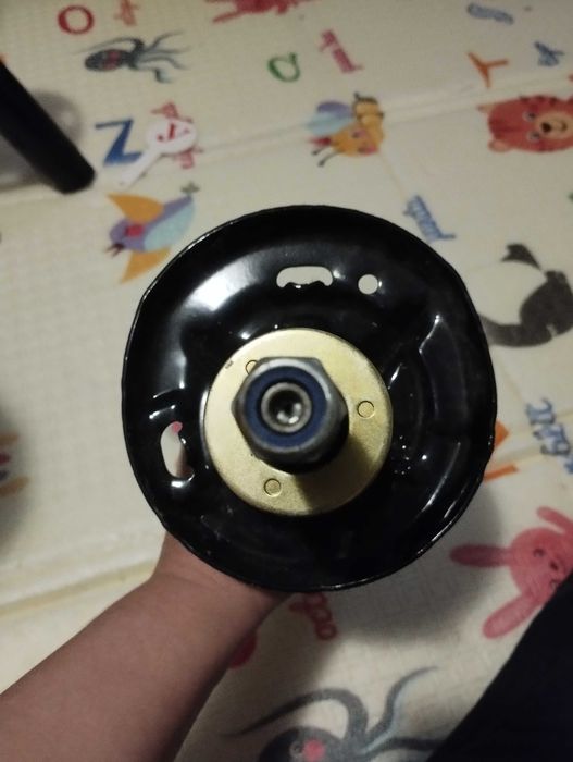 Передня стойки,амортизатори.