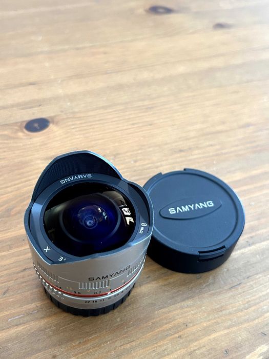 Samyang 8mm f/2.8 UMC Fuji