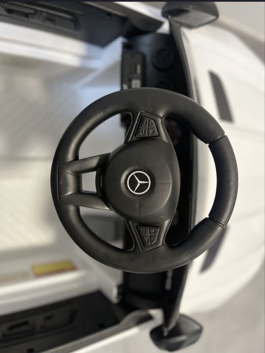 Mercedes auto na akumulator