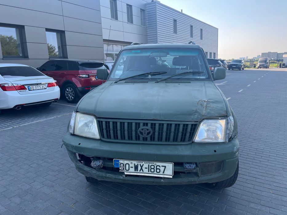 Toyota Land Cruiser Prado 90