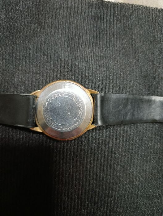 Relógio longines banho ouro coleção. Falta o botão.