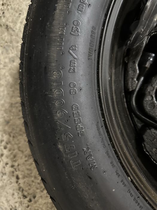 Домкрат ,докатка jeep grand cherokee,dodge durango