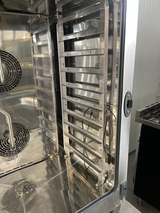 Пароконвектомат Unox 705e з автомийкою