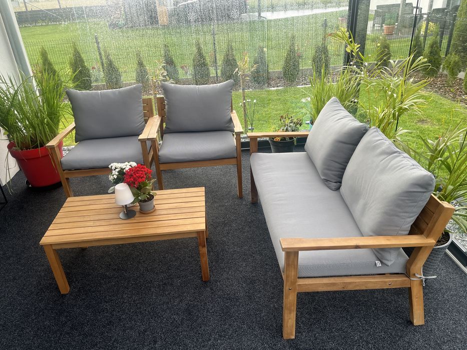 Zestaw ogrodowy DENIA z drewna akacjowego – sofa, 2 fotele, stolik | Stan idealny