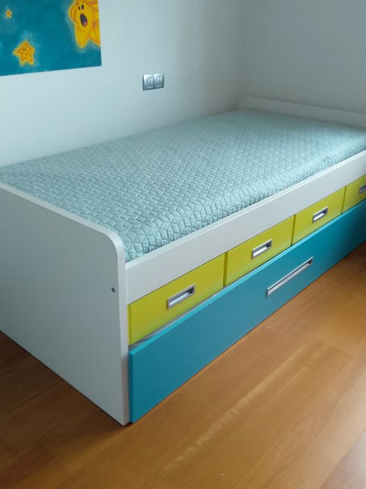 Cama de solteiro / Cama dupla / Cama de irmãos com 2 colchões + 4 gavetas