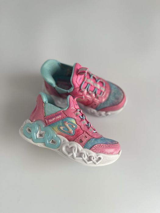 Кросівки для дівчинки Skechers 22