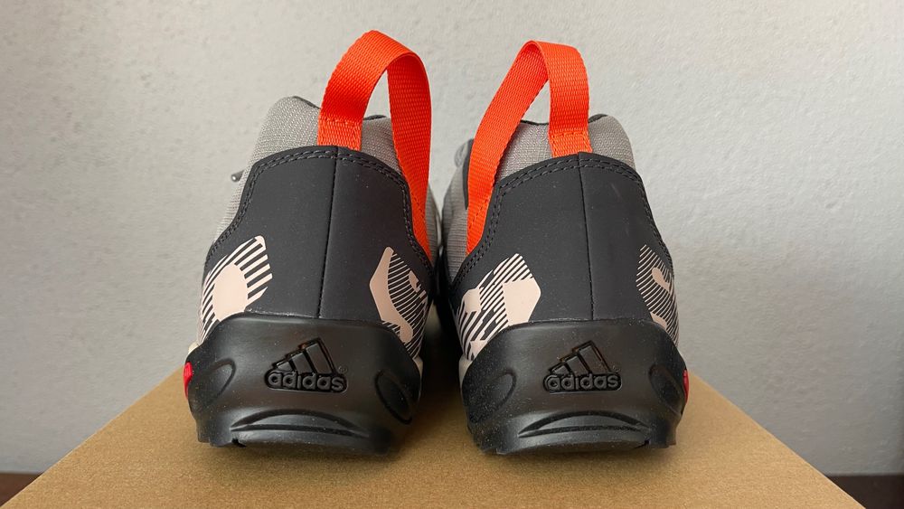 Adidas Terrex Swift Solo 2.0 HIKING roz. 42 2/3