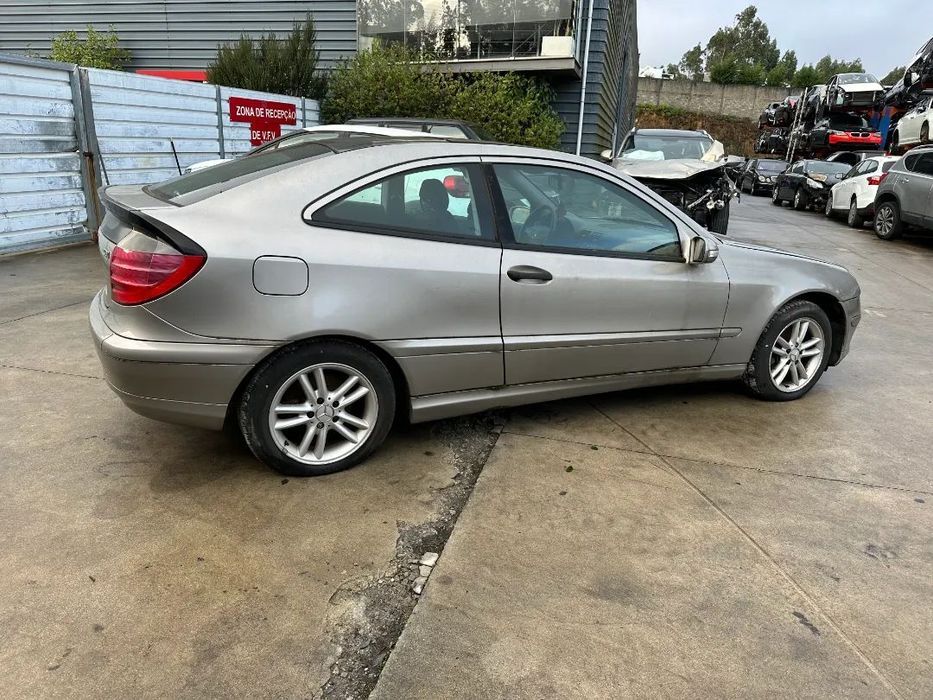 MERCEDES C 220 SPORT COUPE 150 CV DE 2004 PARA PEÇAS