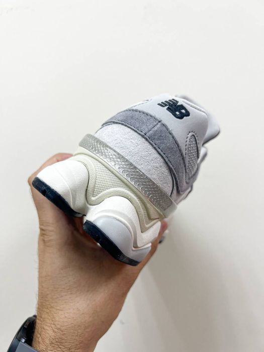 Buty New Balance 9060 Grey