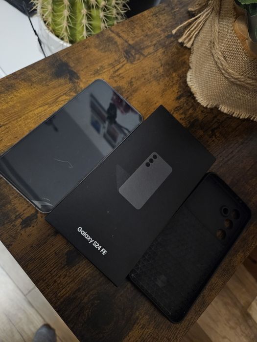 Samsung s24 fe sprawny , bez blokad