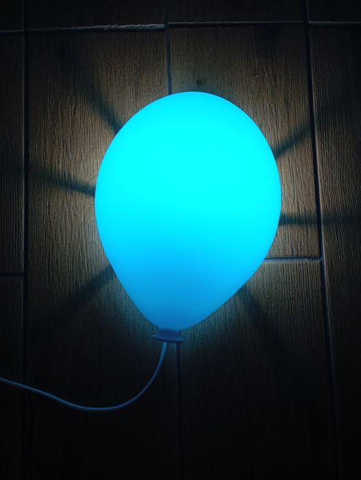 Lampka Ikea balon niebieska
