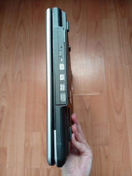 Продам ноутбук PACKARD BELL Easy Note