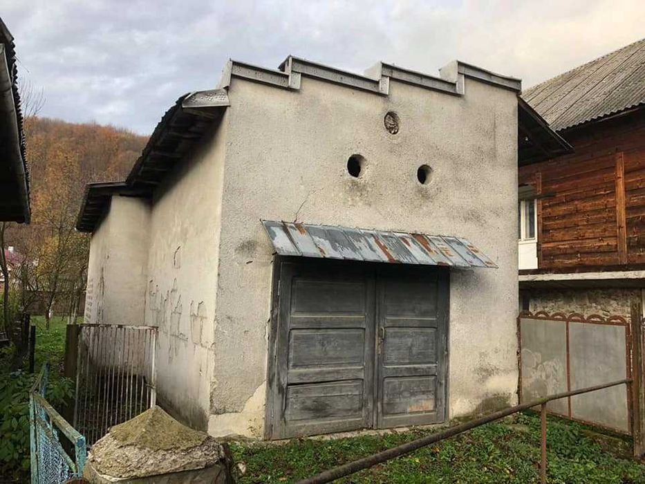 Продається будинок у с. Нересниця