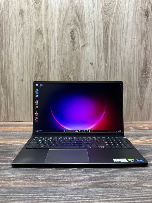 Ноутбук Dell Vostro 15 7510 15.6" FHD | Intel Core i7-11800H | DDR4 16GB | SSD 512GB | RTX 3050 4GB