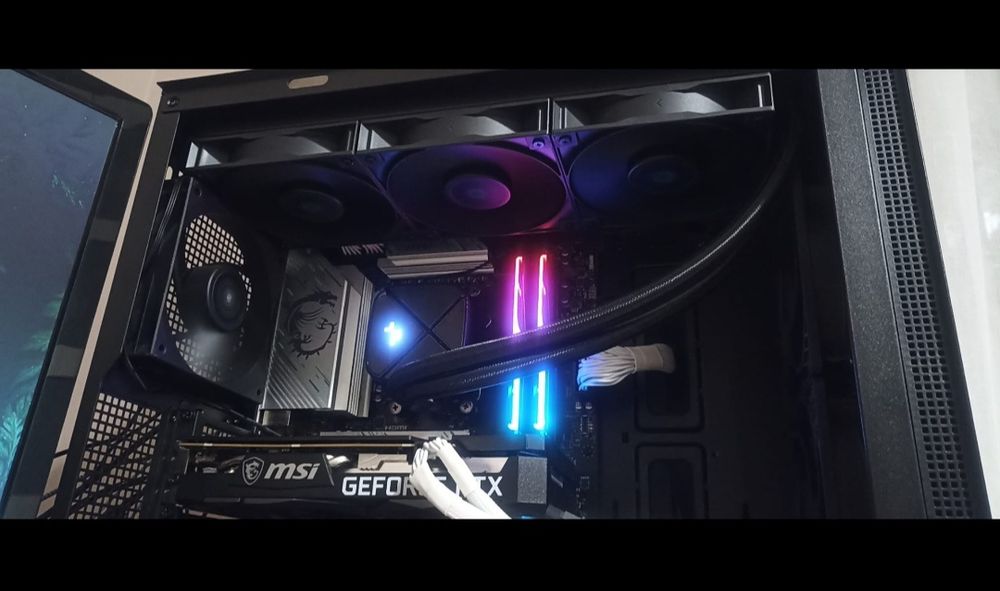 DeepCool LS720S Zero Dark 360mm