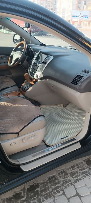 Продаю Лексус  RX 350