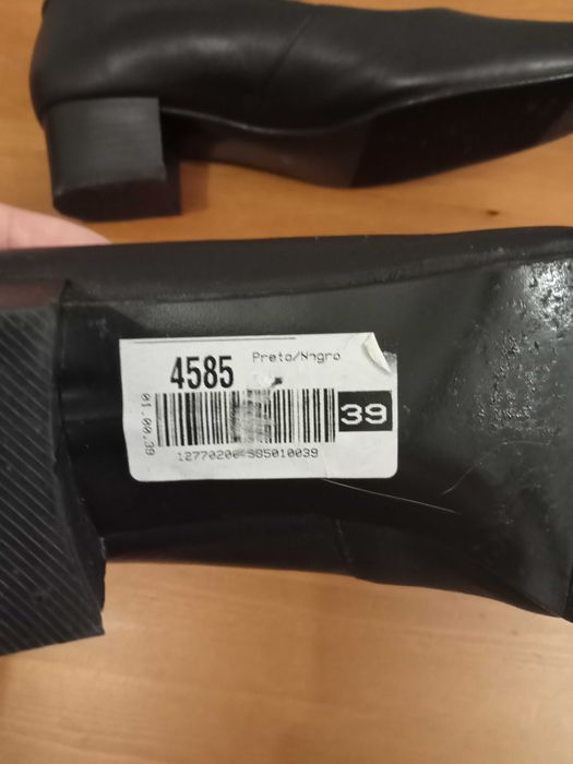 Sapatos senhora novos