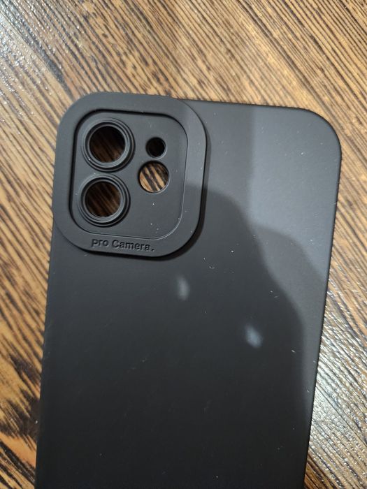 Чехол на iPhone 12