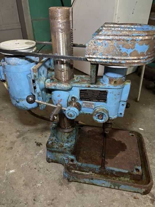 Свердлильний верстат