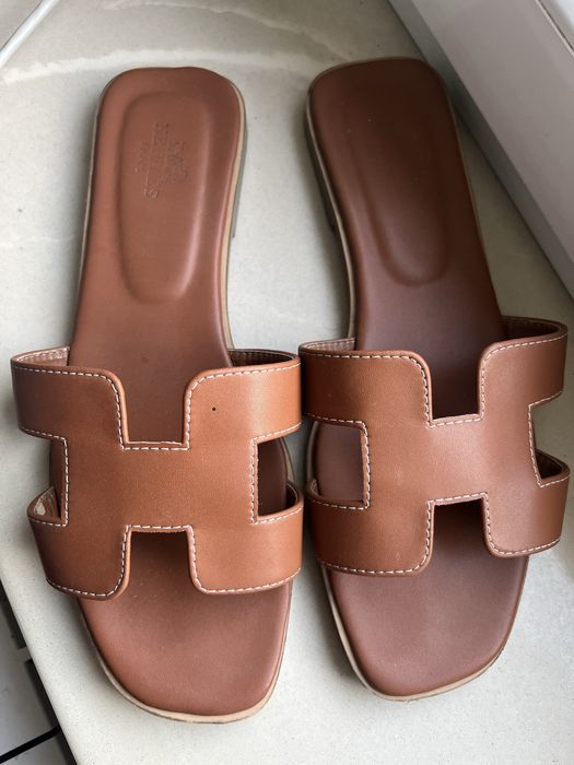 Klapki damskie hermes