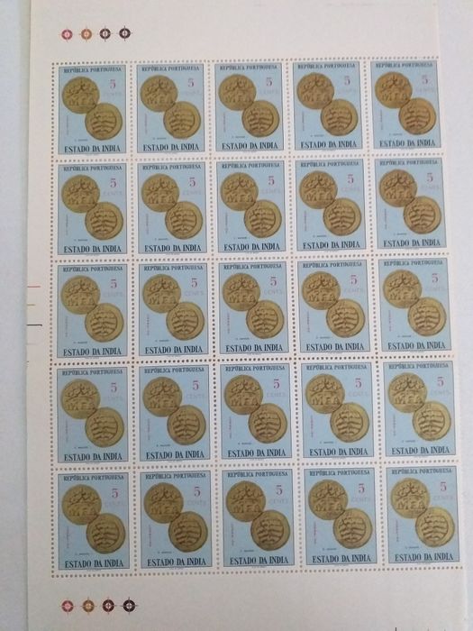 Folhas de selos das ex. colonias portuguesas