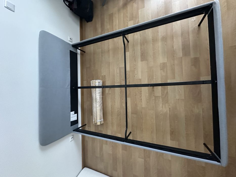 Cama casal com colchão