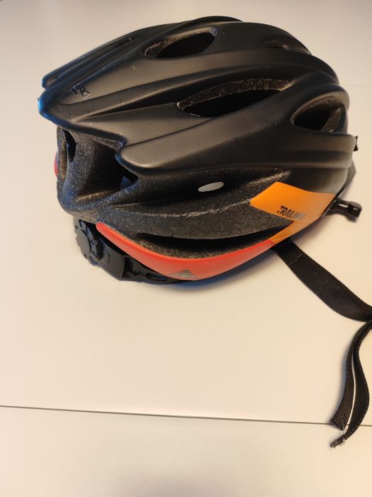 Capacete BTT + capacete skate