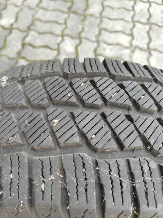 Opony Goodride 205/65R15C SW612 102/100T ZIMOWE